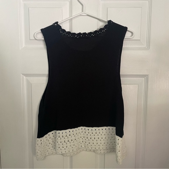 Alice + Olivia Knit Sleeveless Black and White Sweater Top Large - Picture 5 of 9